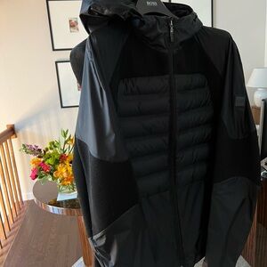 Men’s Hugo Boss windbreaker/sweater